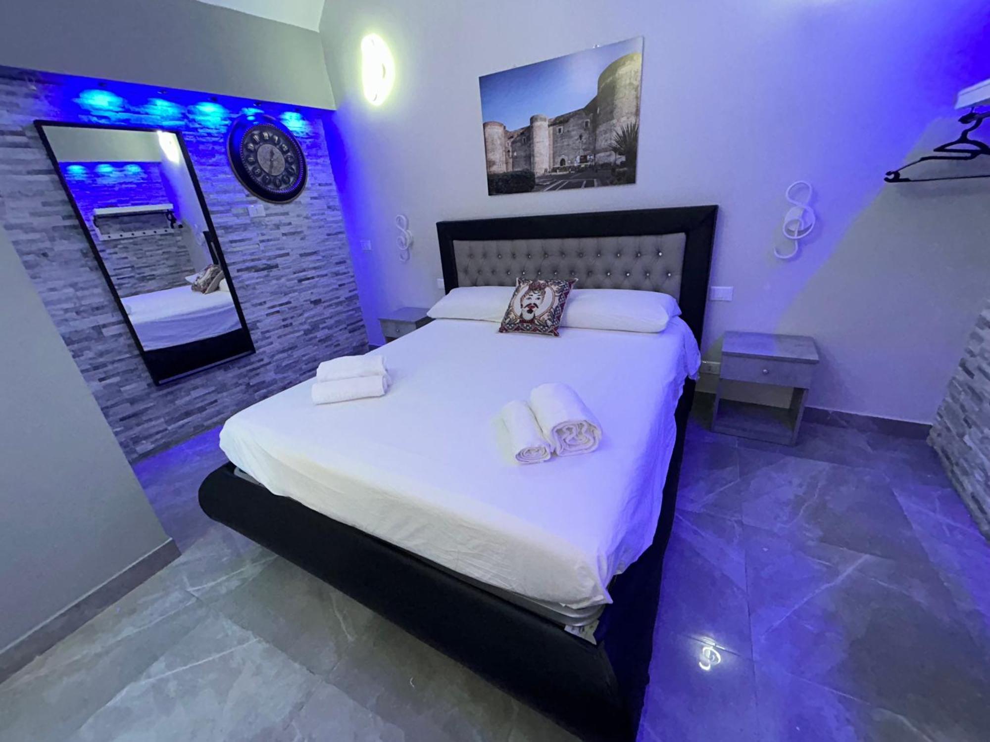 Апартаменти Fanale House Катанія Екстер'єр фото